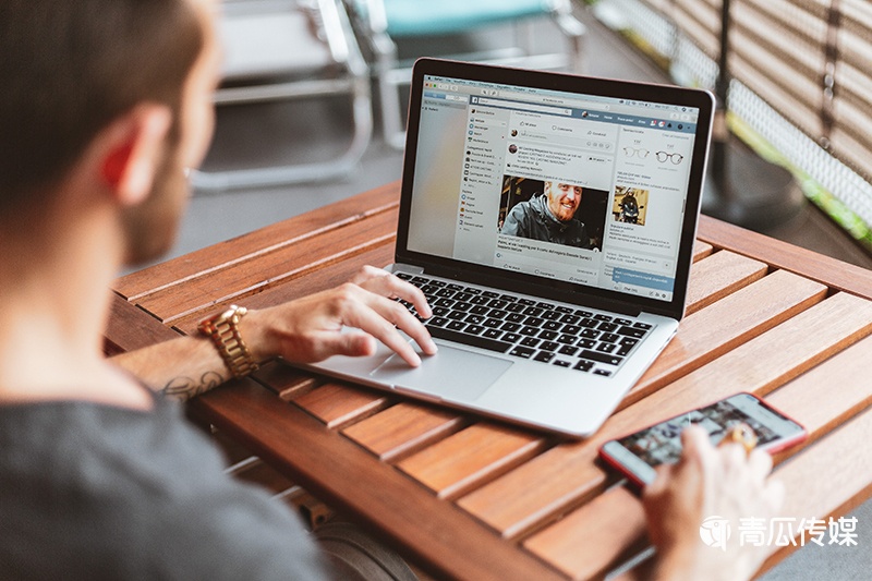 啥也不会的程序员 100.jpg